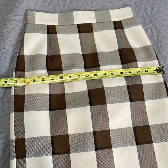 NWOT GORGEOUS PENCIL SKIRT - Picture 13 of 14